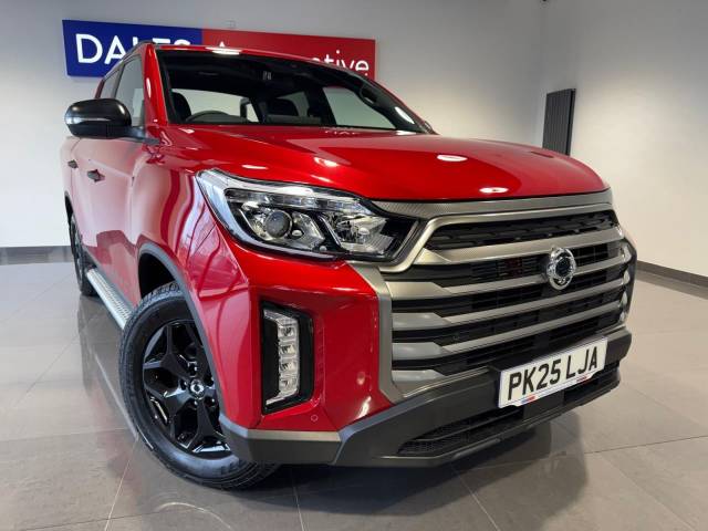 KGM Musso SARACEN auto Pick Up Petrol RED